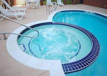 Hotel Comfort North Longview